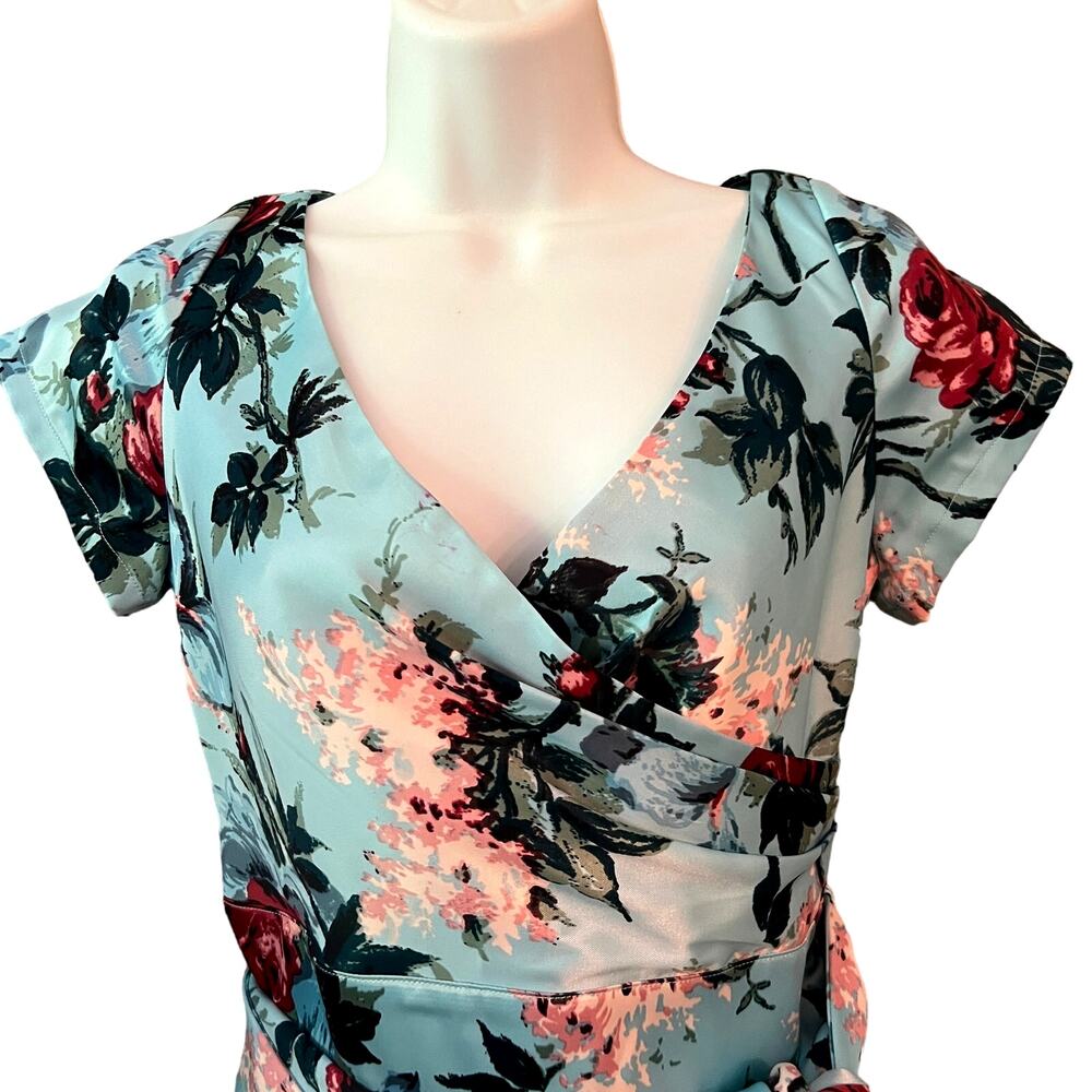 Pinup Couture Rockabilly Retro Ava Faux Wrap Blue Floral Dress Sz Small - Picture 2 of 8